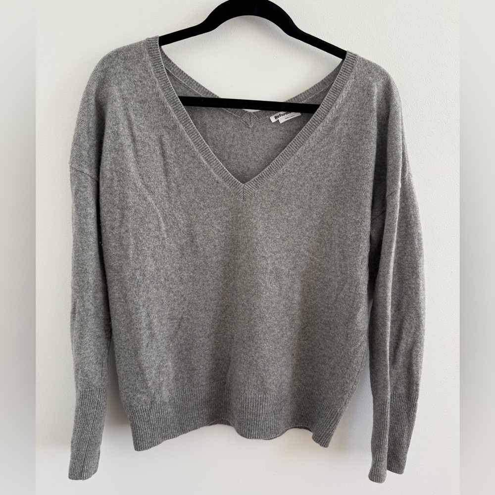 Reformation | Cashmere/Wool V Neck Sweater